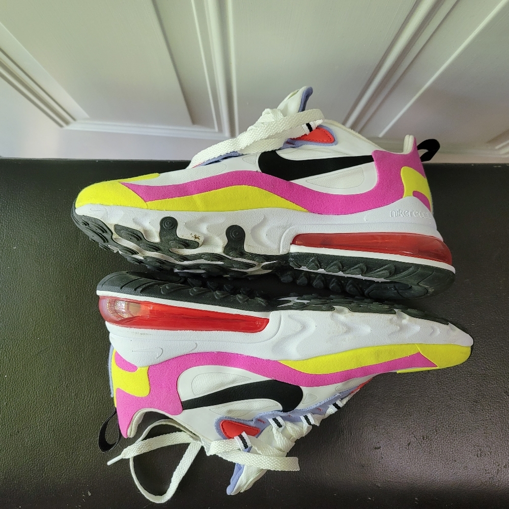 Nike Air Max 270 React Multi Color - Picture 2 of 5